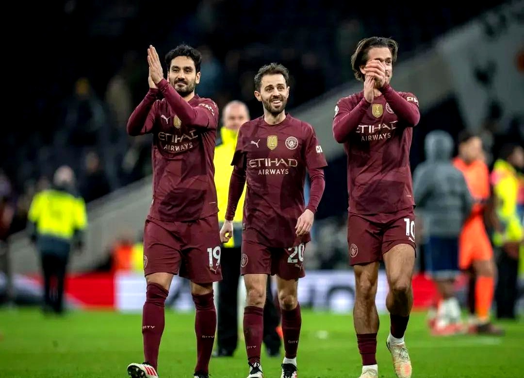 宝威体育官方网站-欧洲豪门争夺胜利，球场上风起云涌(战之必胜十二字)